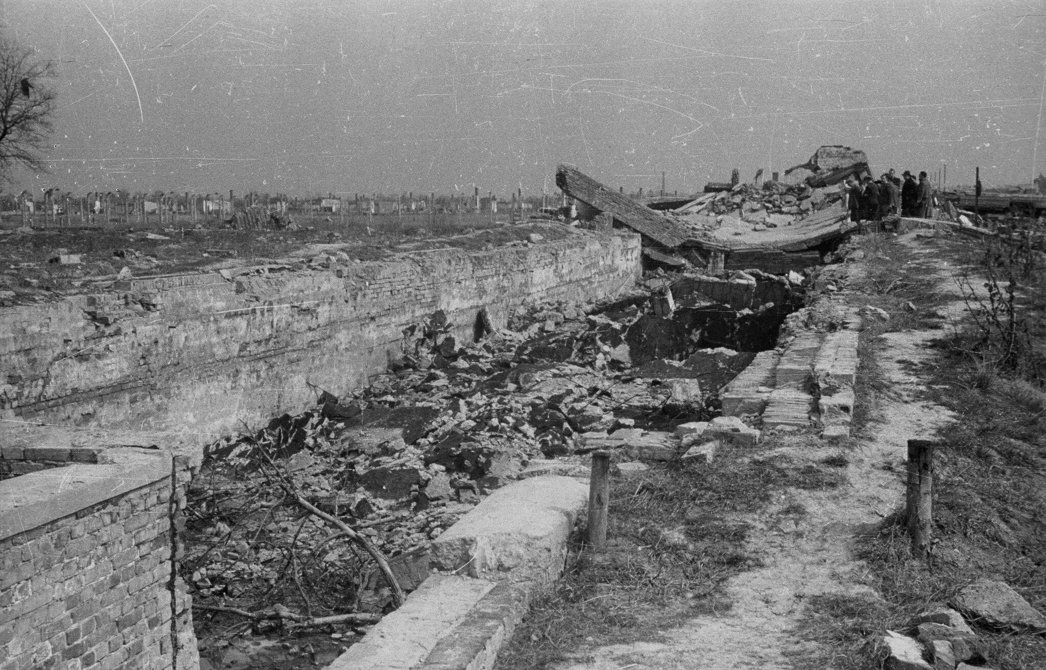 Historical Gallery Photo 02