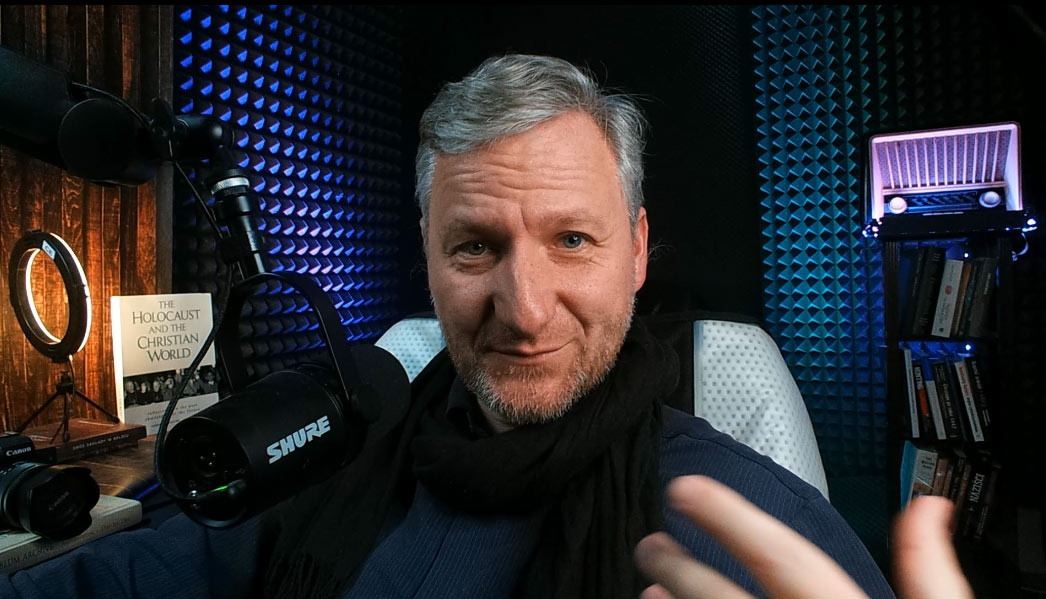Dr. Jerzy Wójcik in the Auschwitz Virtual Tour studio